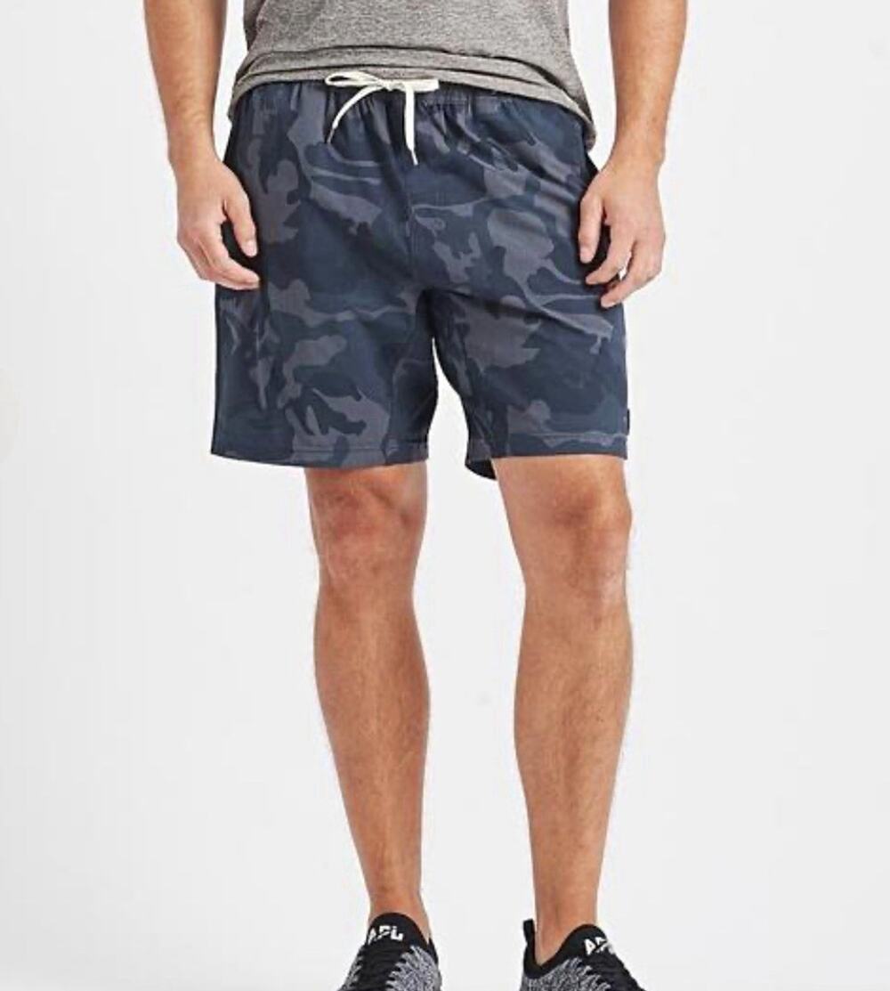 Vuori Kore Camo Athletic Shorts Drawstring Pocket Elastic Waist Mens Size L